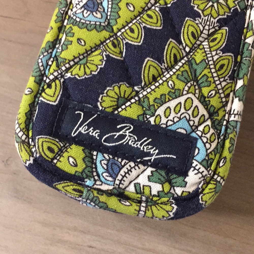 Vera Bradley Cambridge Phone Holder Retired - Picture 3 of 13